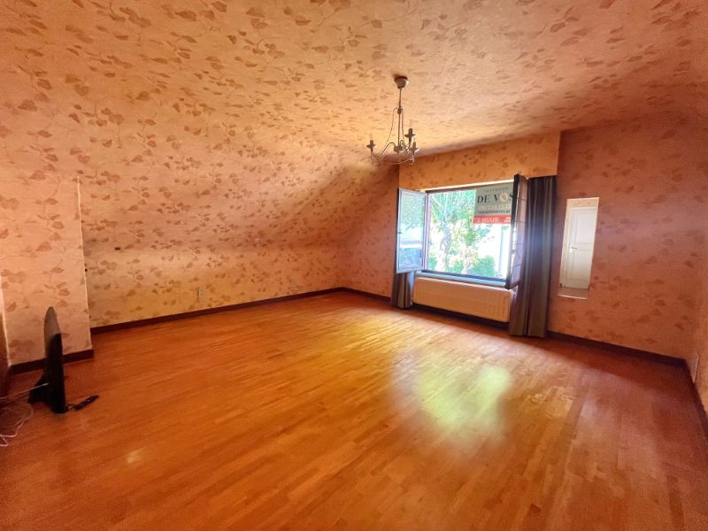 CHARMANTE VILLA IN RUSTIGE WOONWIJK MET UITSTEKENDE LIGGING foto 8