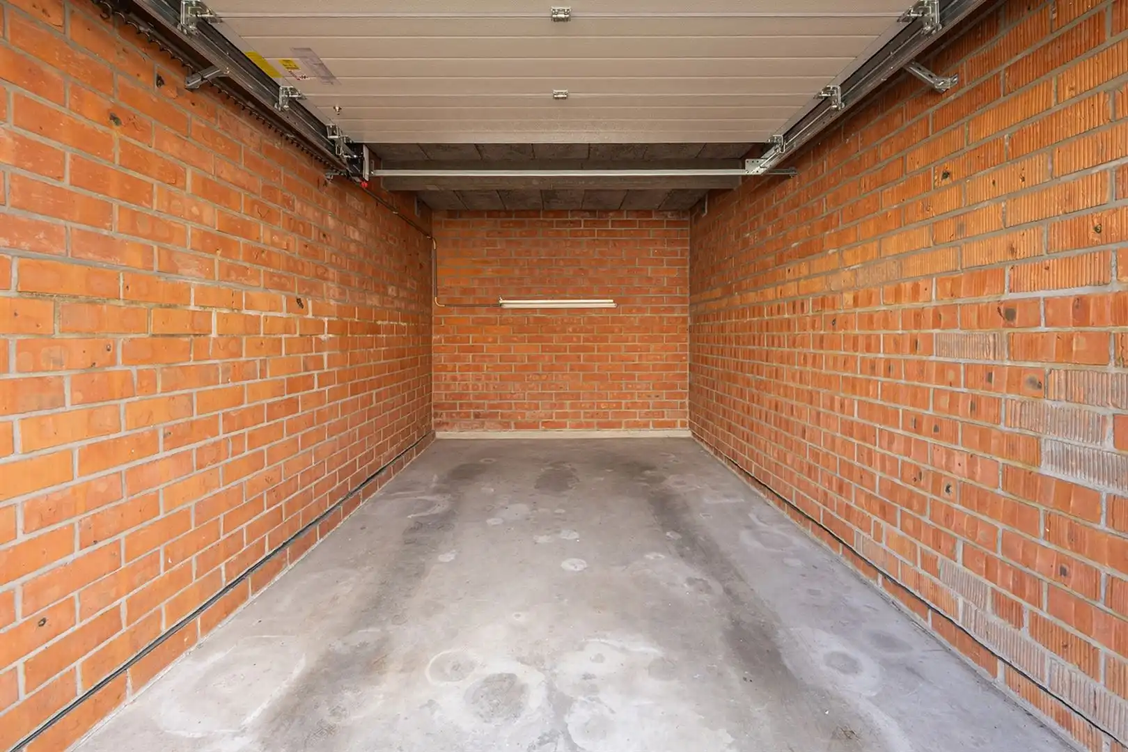 Appartement met airco, 2 slaapkamers, balkon en garagebox foto 17