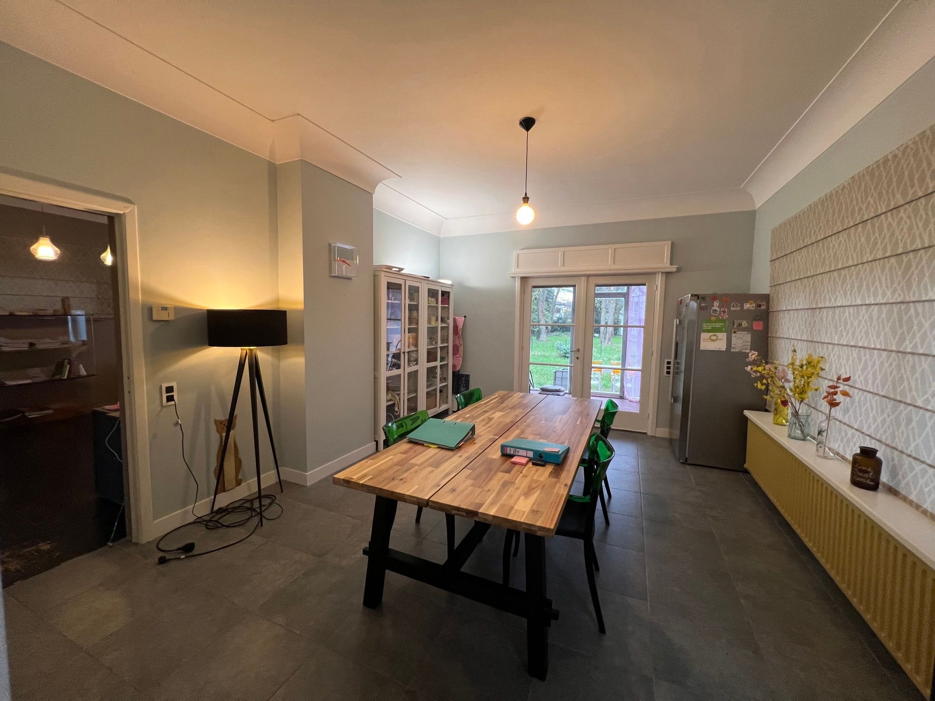 Ruime deels gerenoveerde villa met eclectische architectuur  foto 11