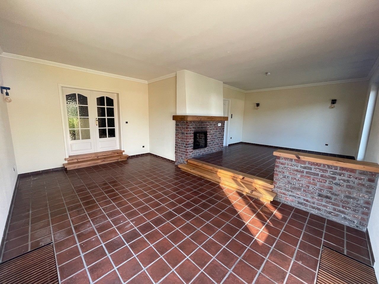 Genk, Klotbroek 28: Karaktervolle woning met ruime tuin in landelijke stijl op een perceel van 14a 47ca. foto 8