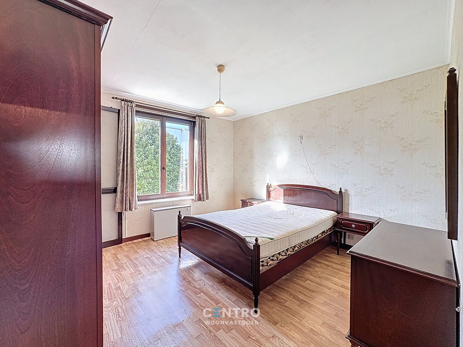 Rustig gelegen woning op 987m2 grond te Uitkerke! foto 11