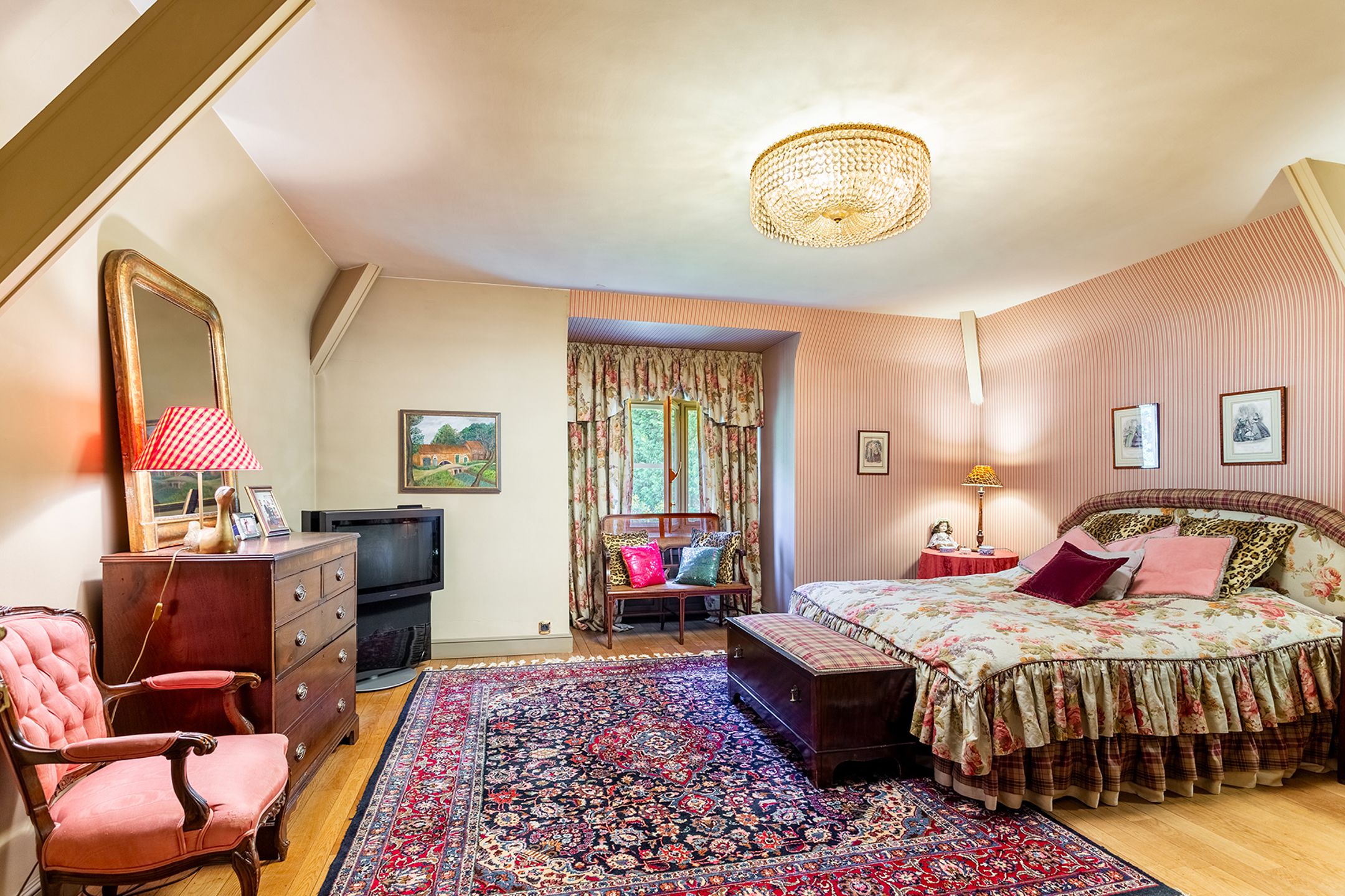 Exclusieve villa op 1.1ha met binnenzwembad, spa en lift  foto 34
