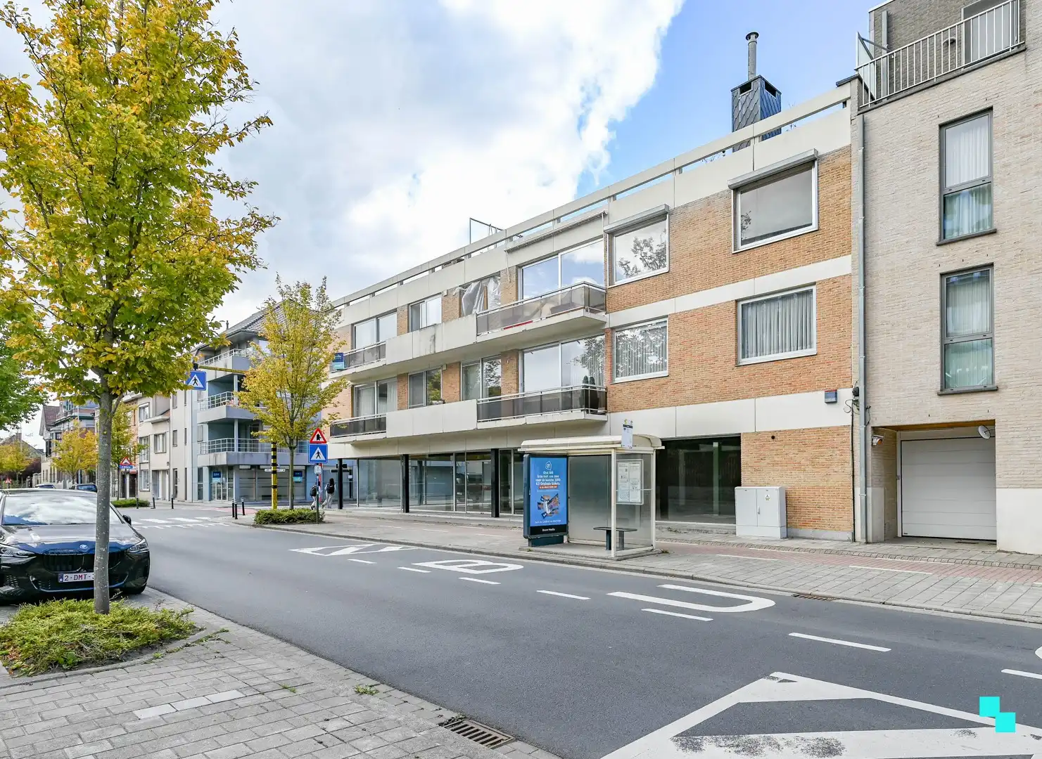 Ruim appartement met ondergrondse autostaanplaats foto 20