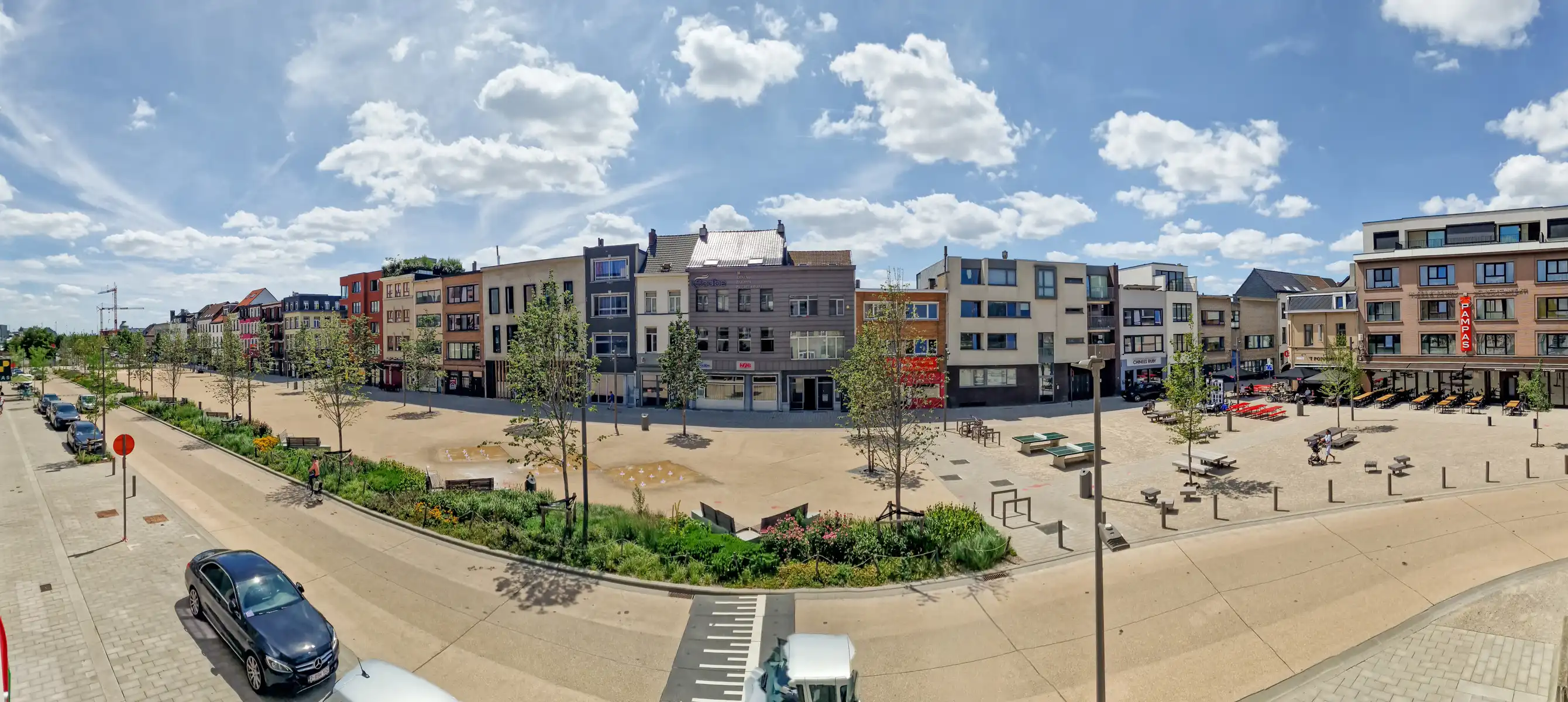 Prachtig gemeubeld 2- kamer appartement met mooi terras foto 16