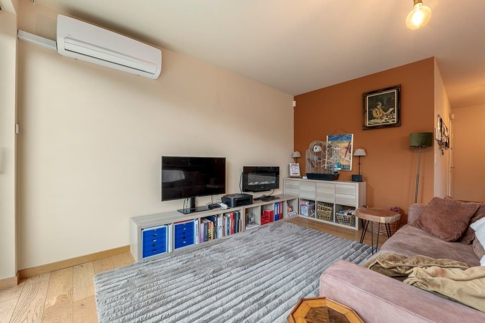 MODERN, KWALITATIEF EN LICHTRIJK APPARTEMENT MET UNIEK STUKJE DESIGN IN HARTJE TONGEREN foto 8