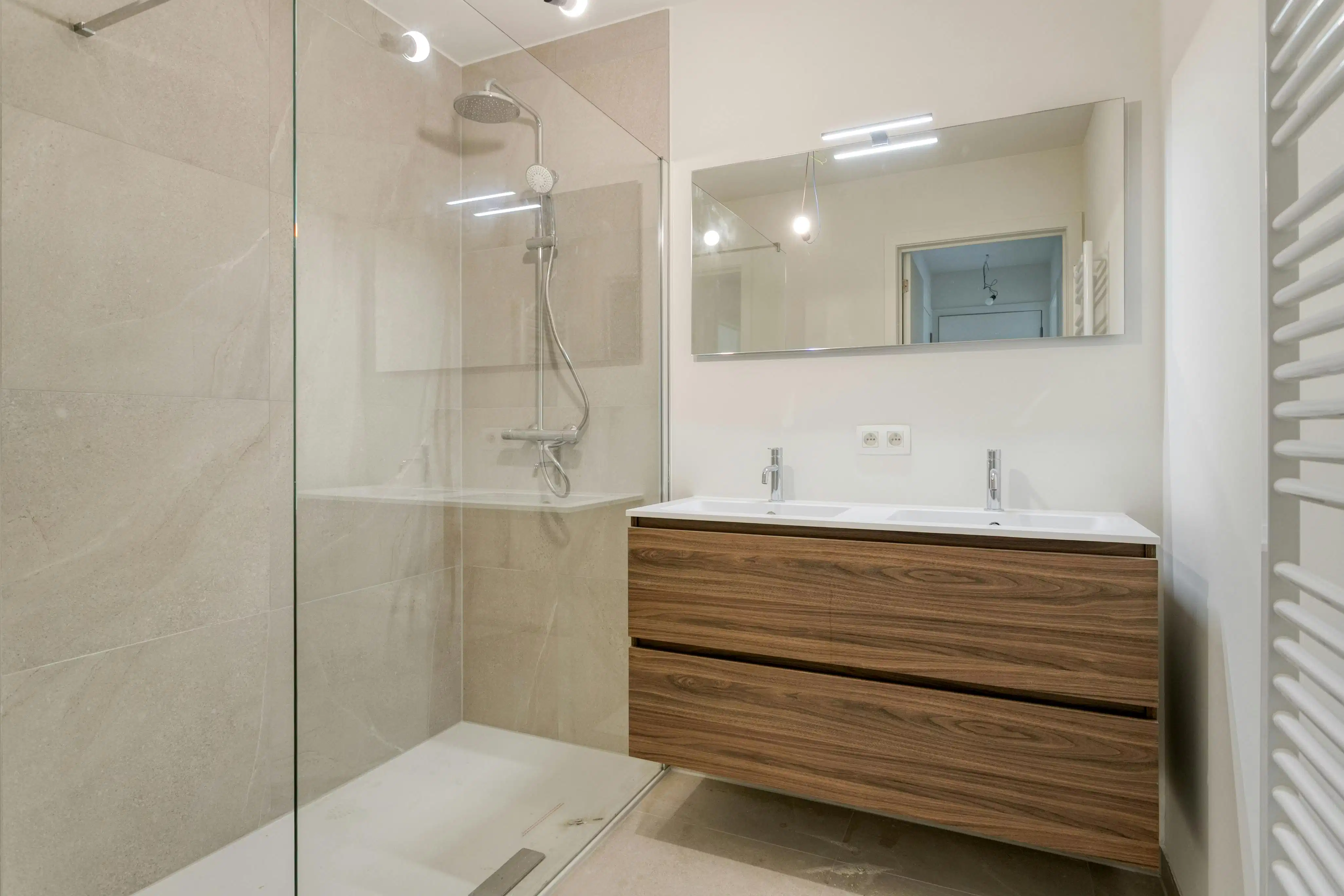 Afgewerkt nieuwbouwappartement te koop in Desselgem foto 14