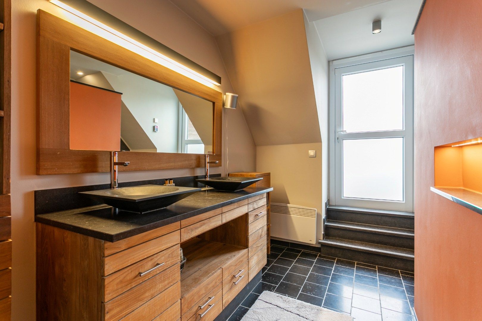 Instapklare woning met 3 slpk, garage en tuin te Pajottegem foto 15