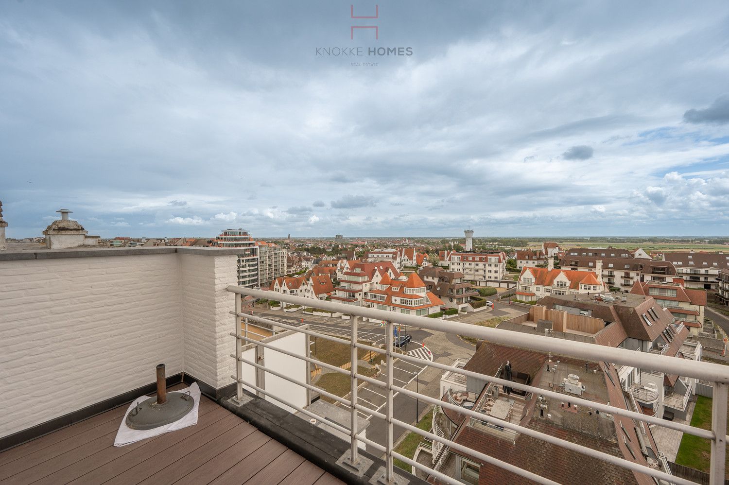 Lichtrijk, comfortabel en aangenaam duplex appartement met prachtig uitzicht op enkele meters van de zee in Duinbergen. foto 17