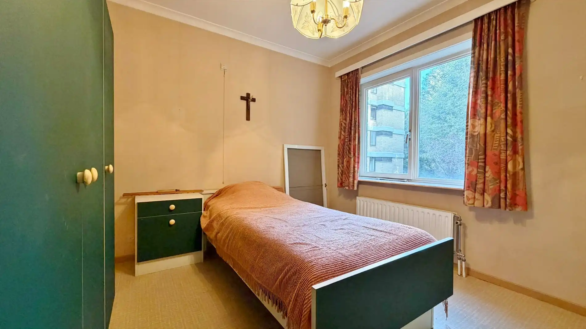 Ruim en lichtrijk appartement met garage, terras en open zicht foto 9