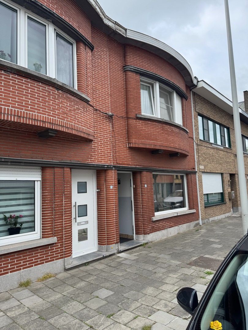 Hoofdfoto van de publicatie: Charmante gerenoveerde gezinswoning met 3 slpk en tuin in Eeklo