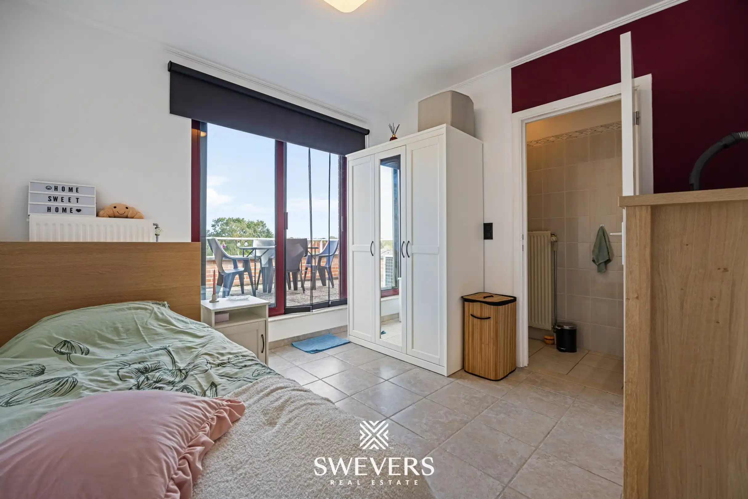 Ruim en opgefrist appartement met 1 slaapkamer, 2 terrassen en garagebox in Heppen foto 10