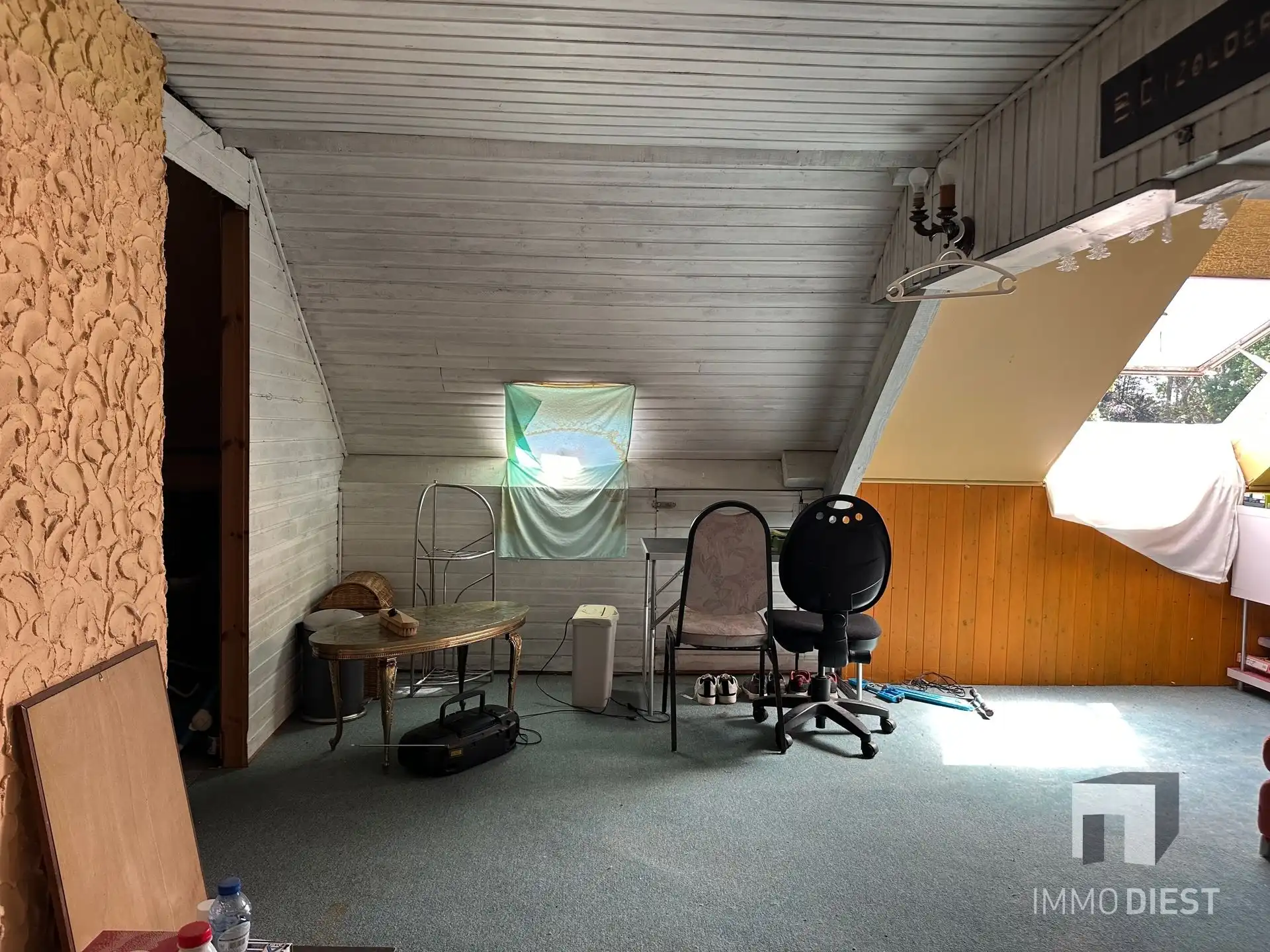 Te renoveren woning met 3 slaapkamers, 2 garages en tuin in Diest foto 26