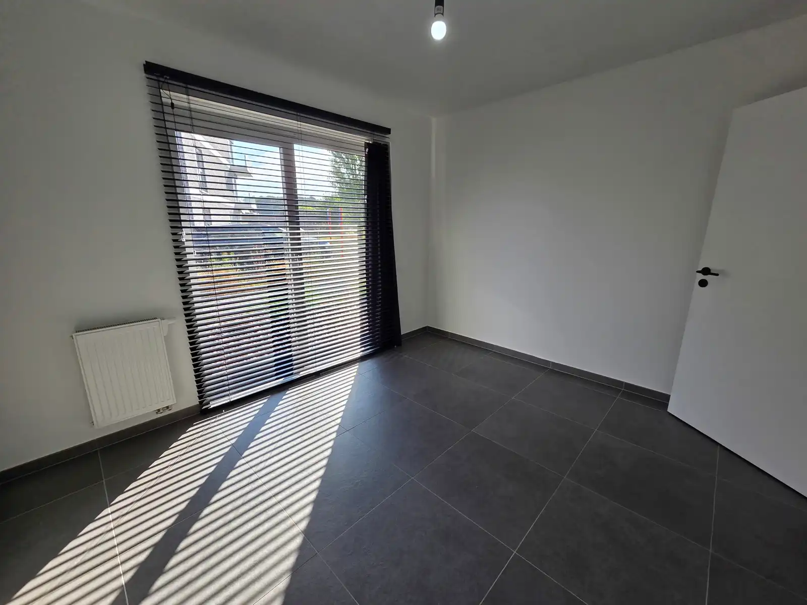 Instapklaar 1-slpk appartement met ondergrondse standplaats foto 10