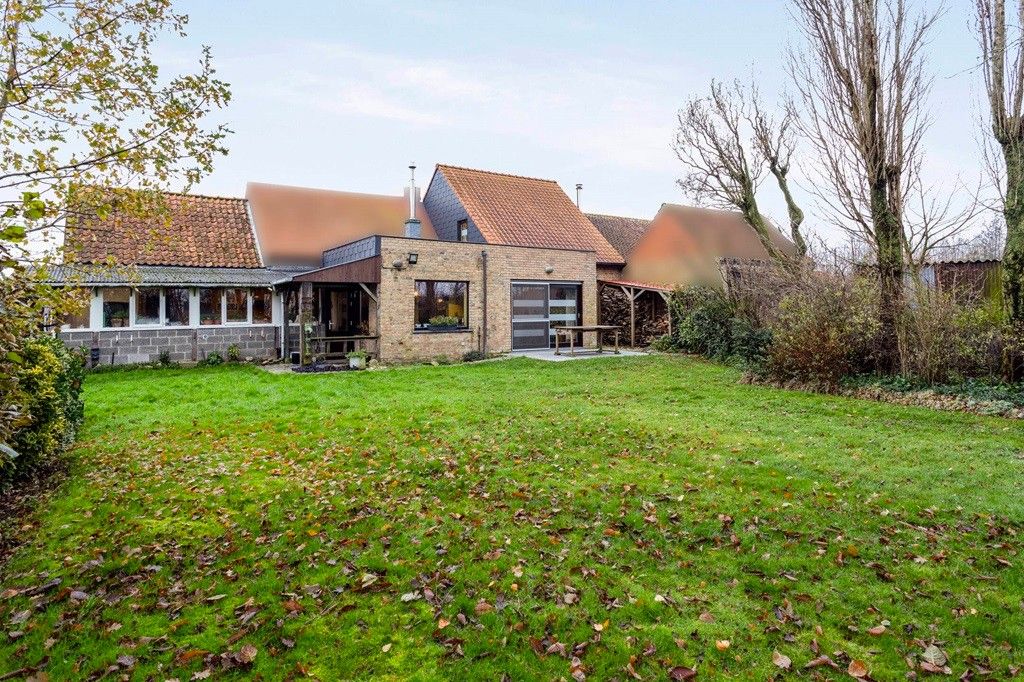 BEAUVOORDE: Charmant landhuis met alle comfort, 3 slaapkamers, garage met extra koterijen en een zalige tuin op 1.303m² grondoppervlakte. foto 20