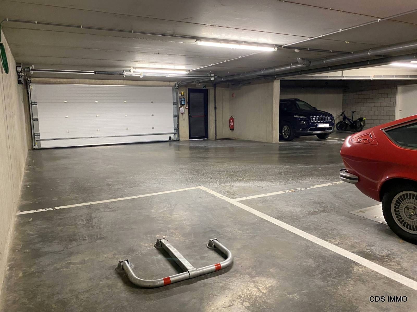 Ondergrondse autostaanplaats met parkeerbeugel foto 8