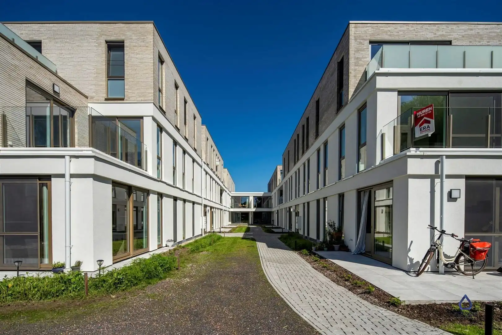 Mooi afgewerkt nieuwbouwappartement met 2 slaapkamers foto 2