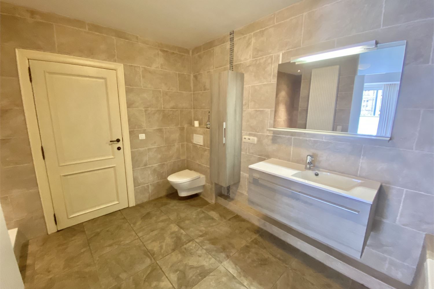 Trendy apartement in het centrum van Antwerpen. foto 12