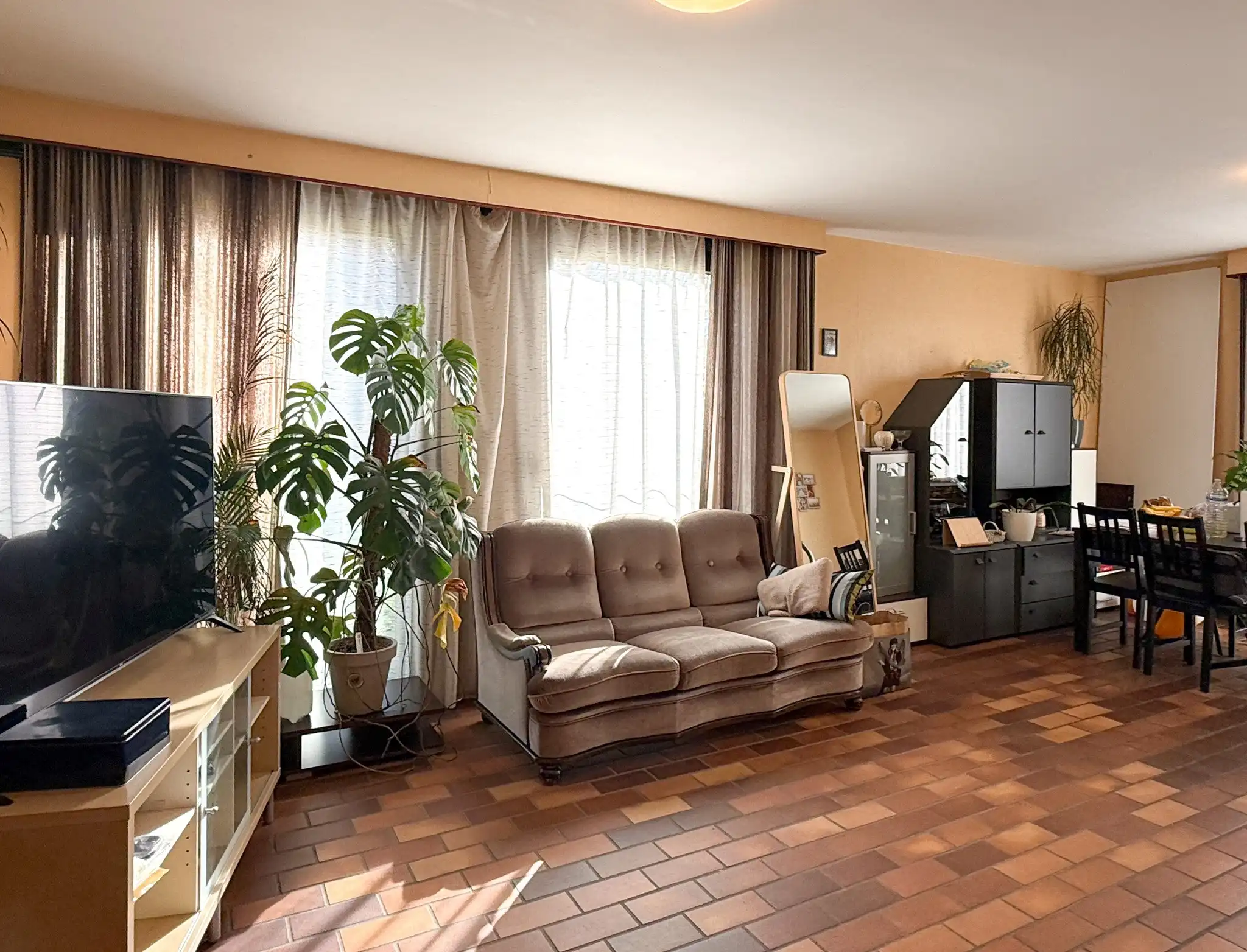 Gunstig gelegen appartement dichtbij het centrum van Beveren foto 4