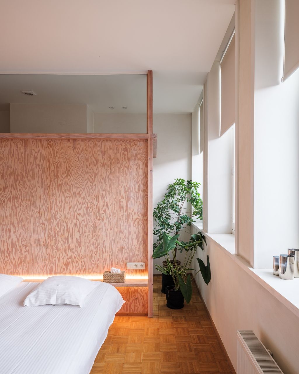 Bijzonder duplexappartement (240 m²) met vier slaapkamers, telkens met eigen sanitair en buitenruimte, gelegen in een kleinschalige residentie nabij het Zuid. foto 8