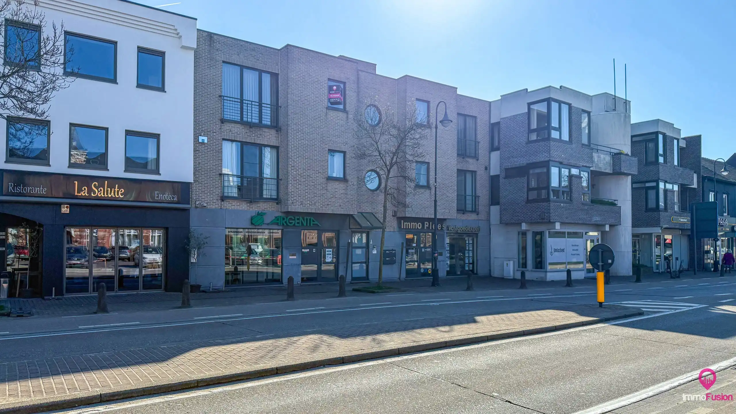 Instapklaar appartement met terras op centrale ligging! foto 27