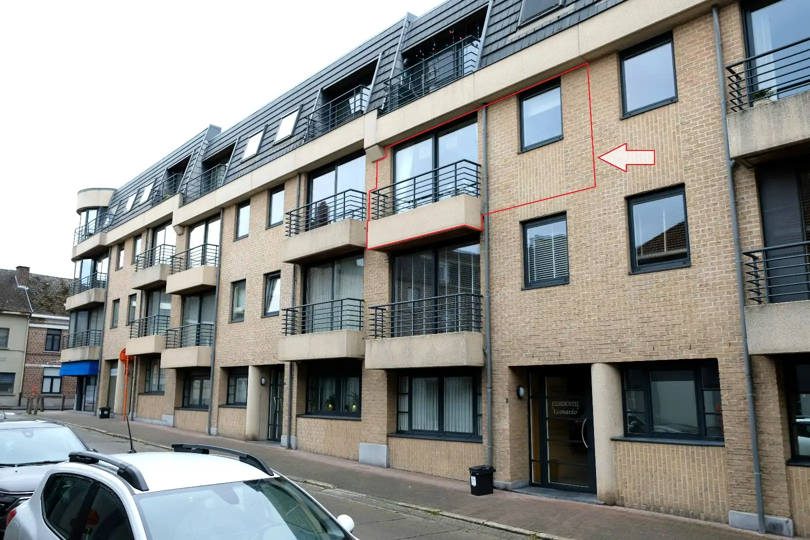 Appartement met 2 slaapkamers en terras in het centrum van Zottegem foto {{pictureIndex}}