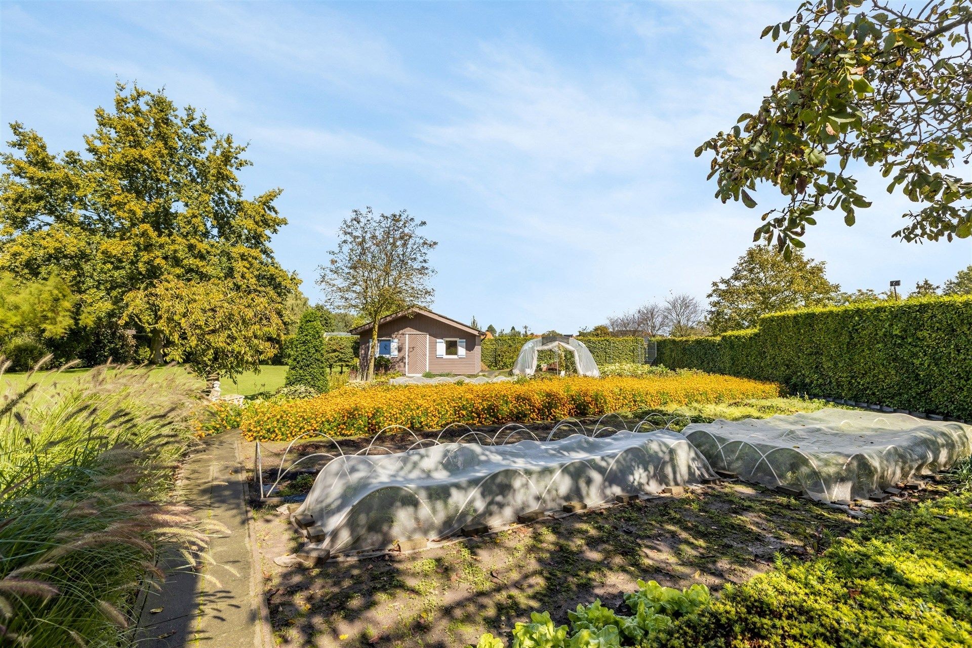 Charmante gezinswoning met 4 slaapkamers en mooi aangelegde tuin op 1.185m² foto 25