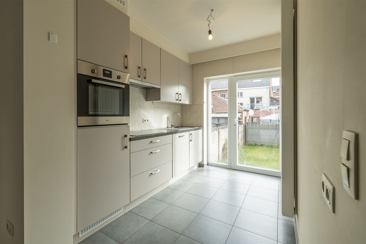 Centraal Gelegen 2-Slpk appartement in Aarschot foto 8