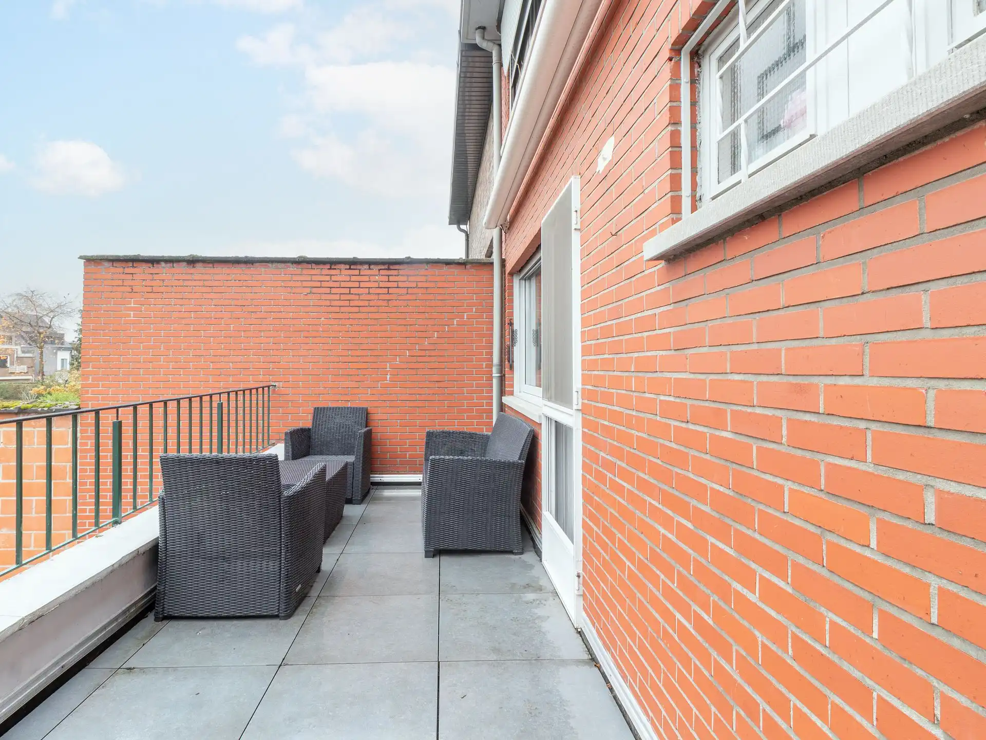 Bel-etage woning met zes slaapkamers en tuin foto 18