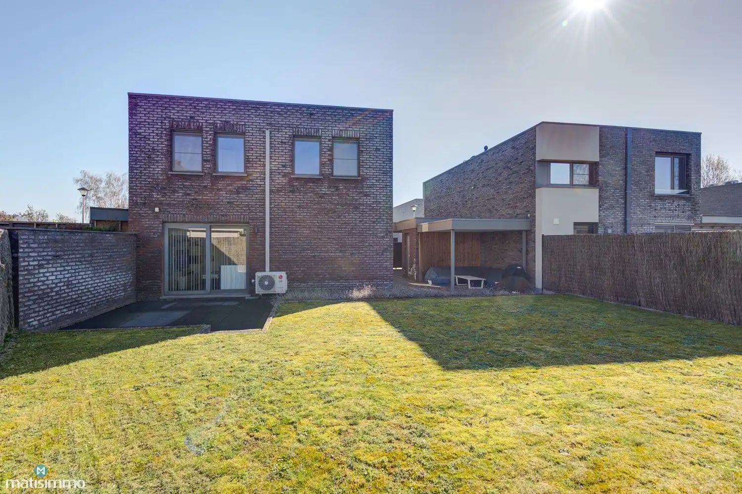 RUIME NIEUWBOUWWONING MET 3 SLAAPKAMERS, TUIN EN CARPORT MET AUTOMATISCHE POORT NABIJ HET CENTRUM VAN BILZEN foto 32