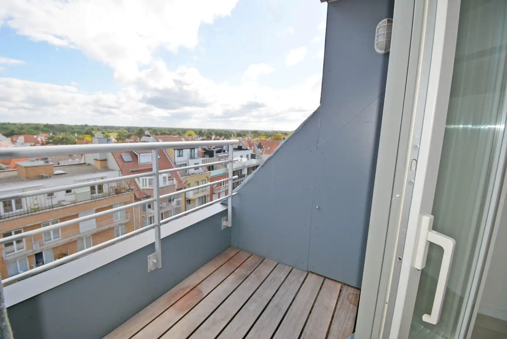 centraal gelegen duplex dak appt in recent gebouw  foto 10