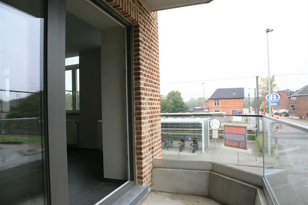 Appartement met 2 slpk., en zonnig terras aan station Zichem foto 6