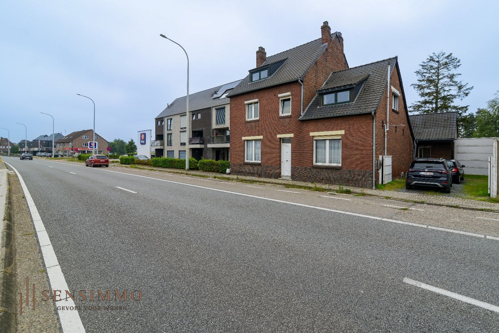 Ruime open bebouwing met 5 slaapkamers op 11a perceel te Dilsen-Stokkem  foto 28