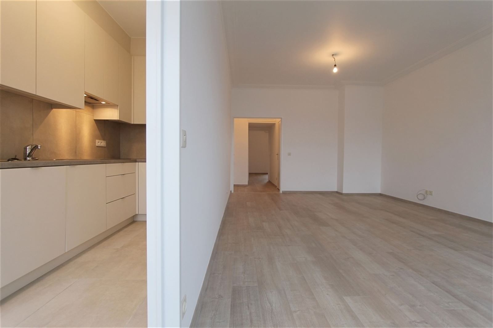 Ultralicht, trendy 1 SLPK appartement met prachtig zicht! foto 1