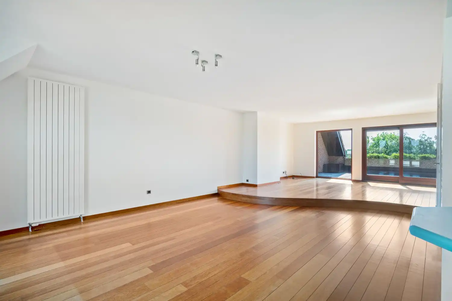 Triplex penthouse met 2 slaapkamers, ruim zonneterras en garagebox te Lier foto 6