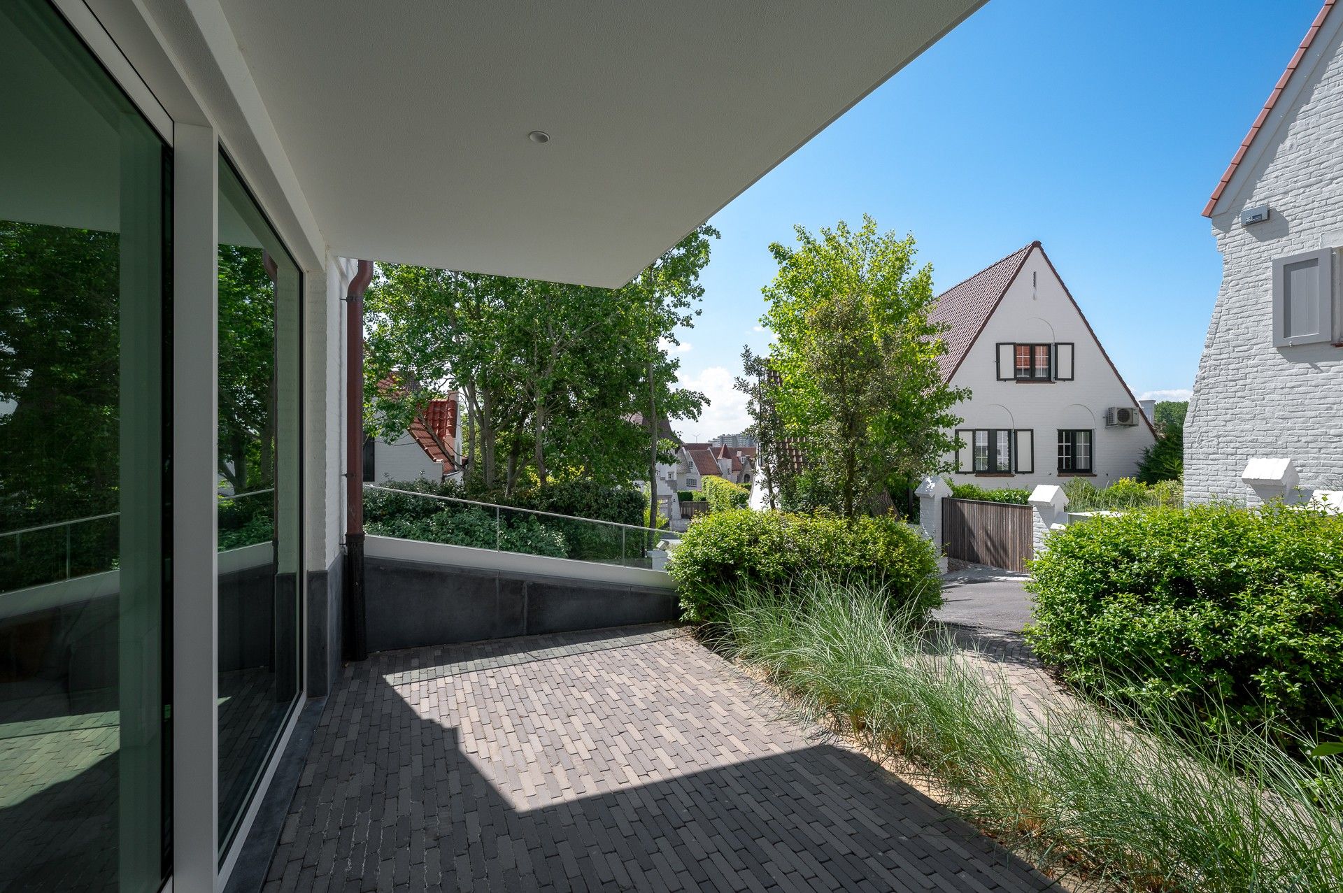Exclusief tuinappartement met zonneterras in het hart van Duinbergen foto 5
