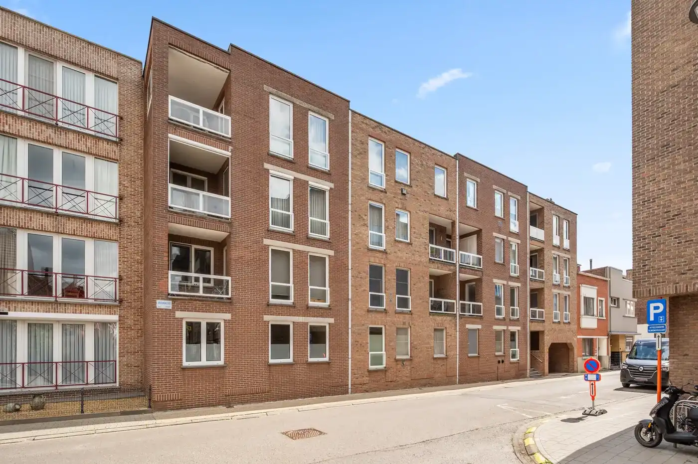 Ruim appartement met 3 slaapkamers en 2 garageplaatsen in Tienen foto 23