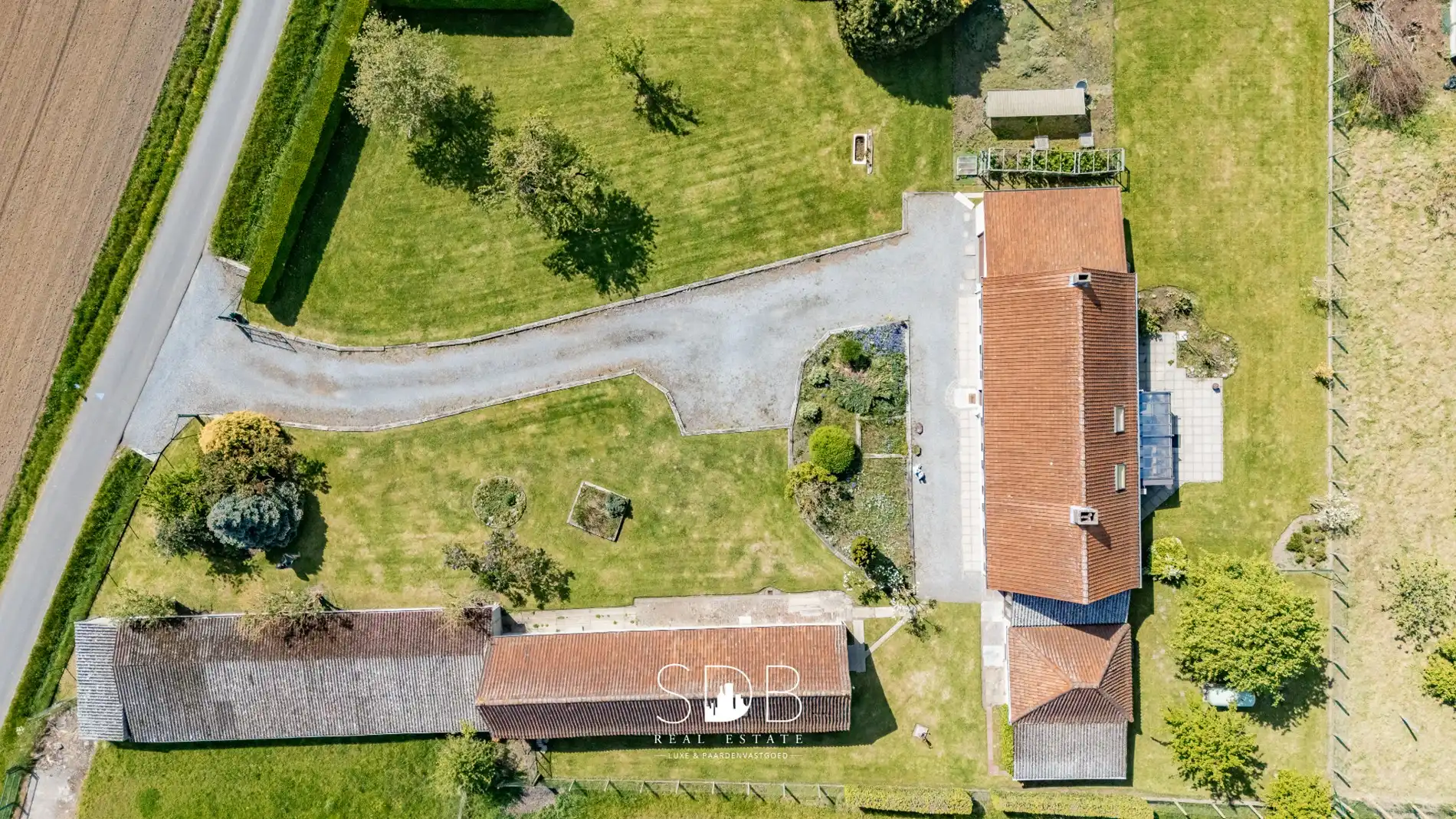 Authentieke hoeve met bijgebouwen en graslanden op 6.664m² met mogelijkheid tot bijkomend grasland op 3.070m² foto 31