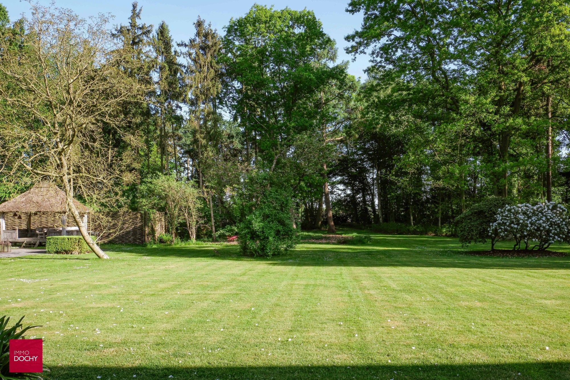 Instapklaar villa-landhuis in landelijke omgeving (arch. Lionel Jadot) foto 15