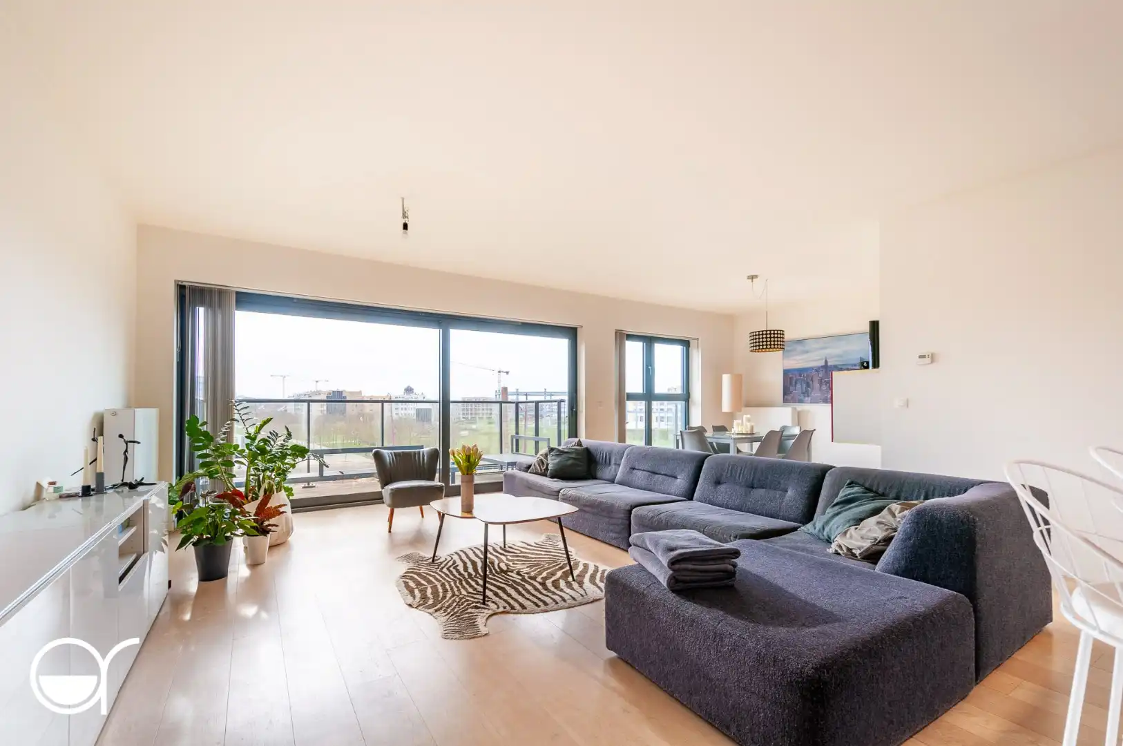 Prachtig appartement met 3 slaapkamers en terras met zicht op het Blaisantpark foto 3