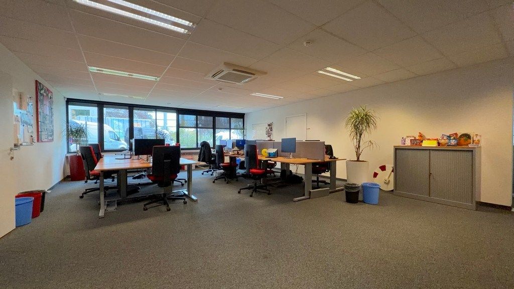 Gelijkvloerse kantoren te koop langs Singel in Antwerpen foto 2