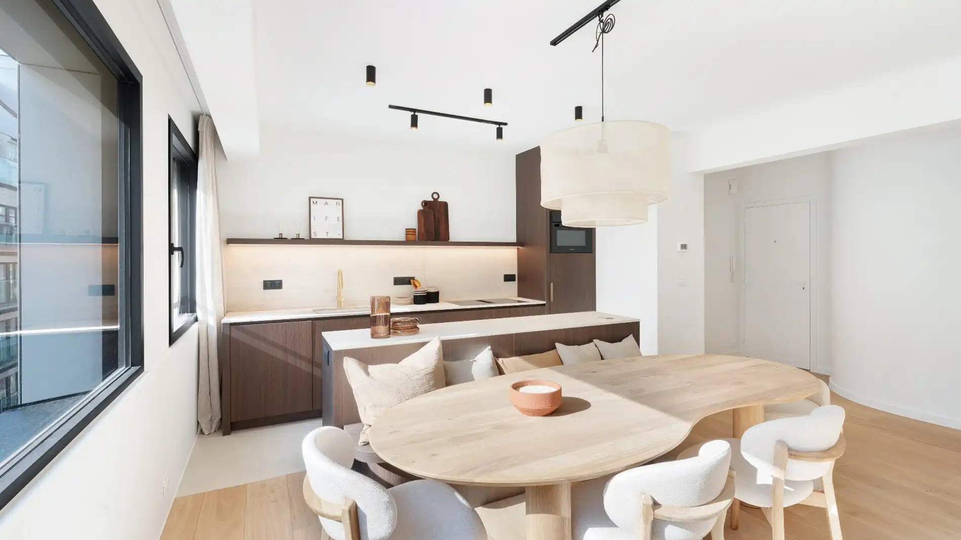 Luxueus gerenoveerd appartement in het Zoute met lateraal zeezicht foto 4