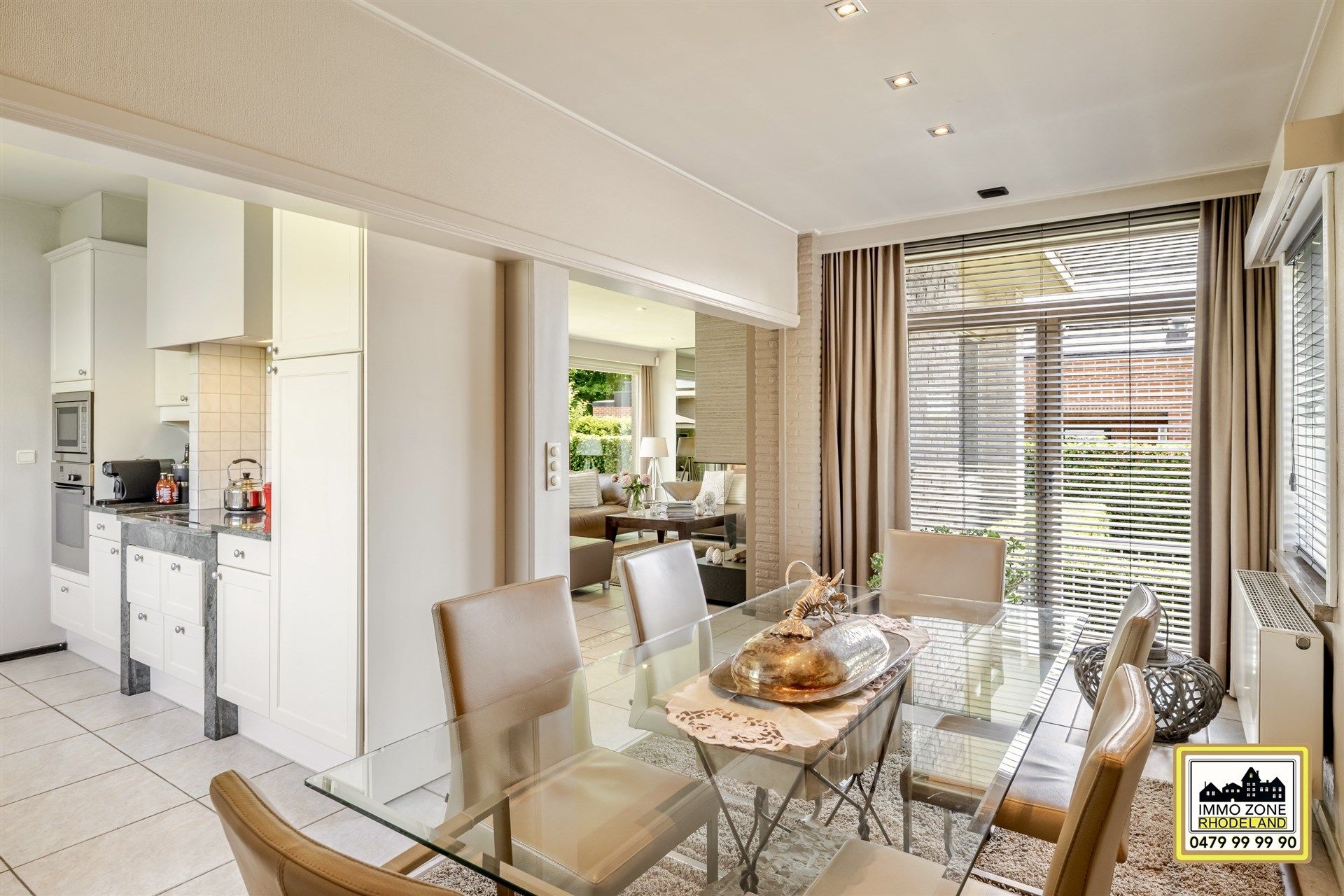 Unieke architecturale open woning in u-vorm met mooie tuin foto 13
