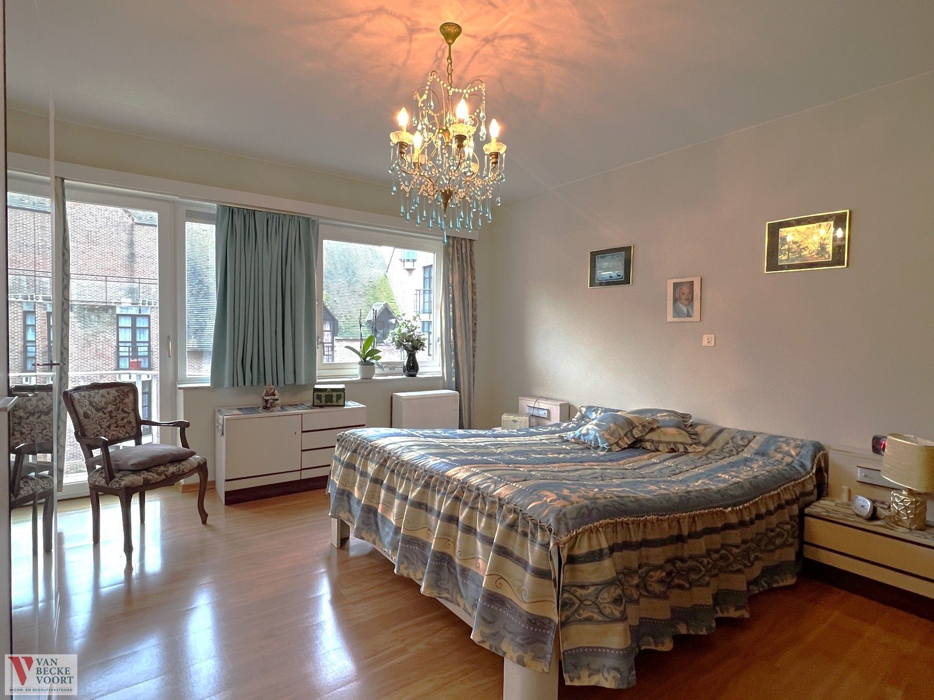 Ruim appartement aan het Mijnplein foto 6