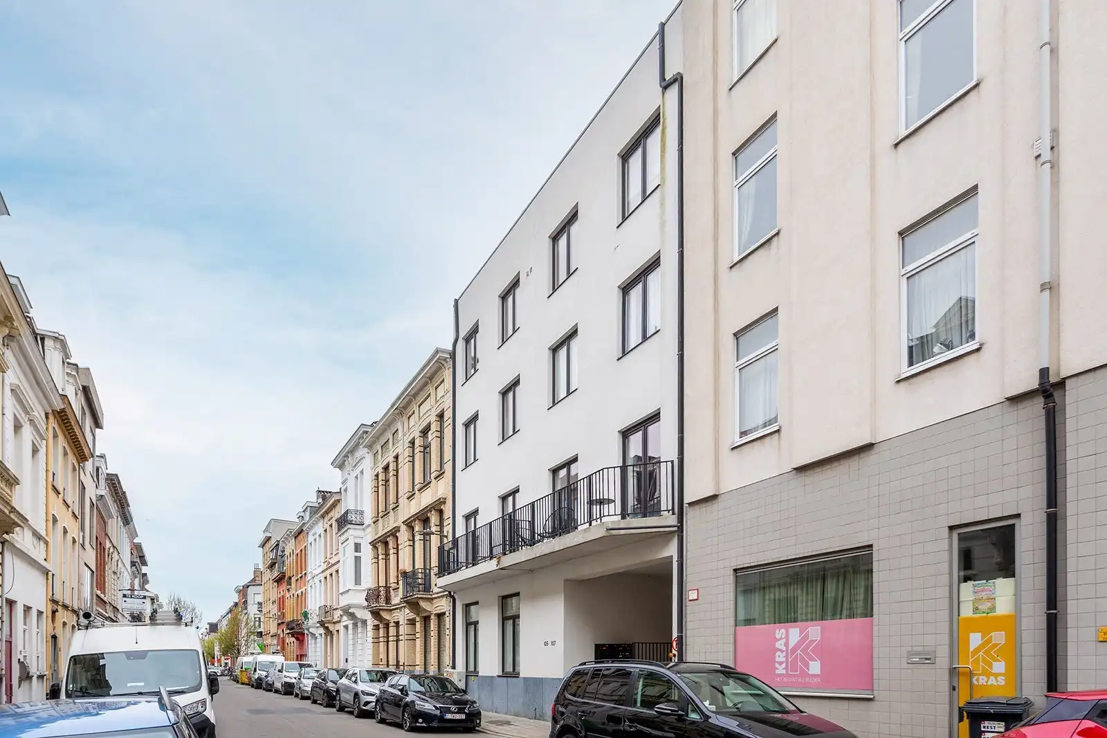 Energiezuinig appartement met industriële look nabij Markgravelei foto 15