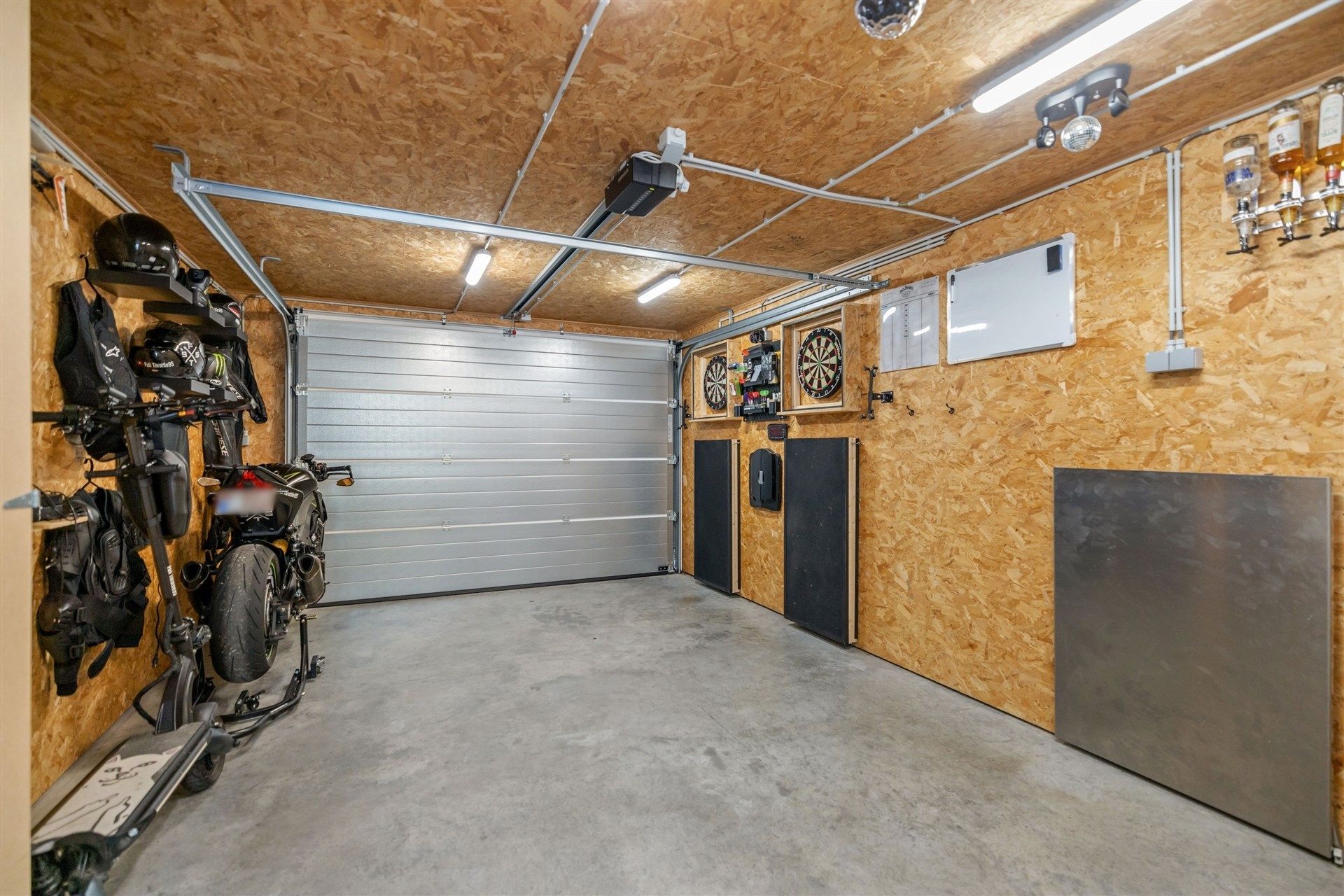 Uitstekend gelegen gelijkvloersappartement met 2 slaapkamers, zonnige tuin en garage (108m²) foto 23