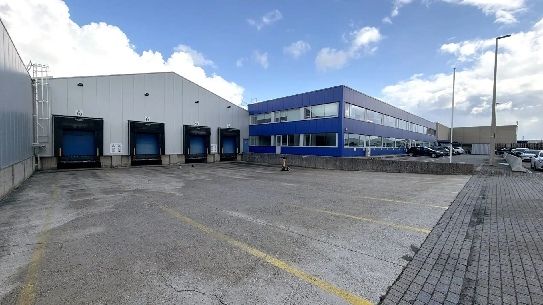 Industrieel terrein te huur Schouwkensstraat 1 - C - 2030 Antwerpen