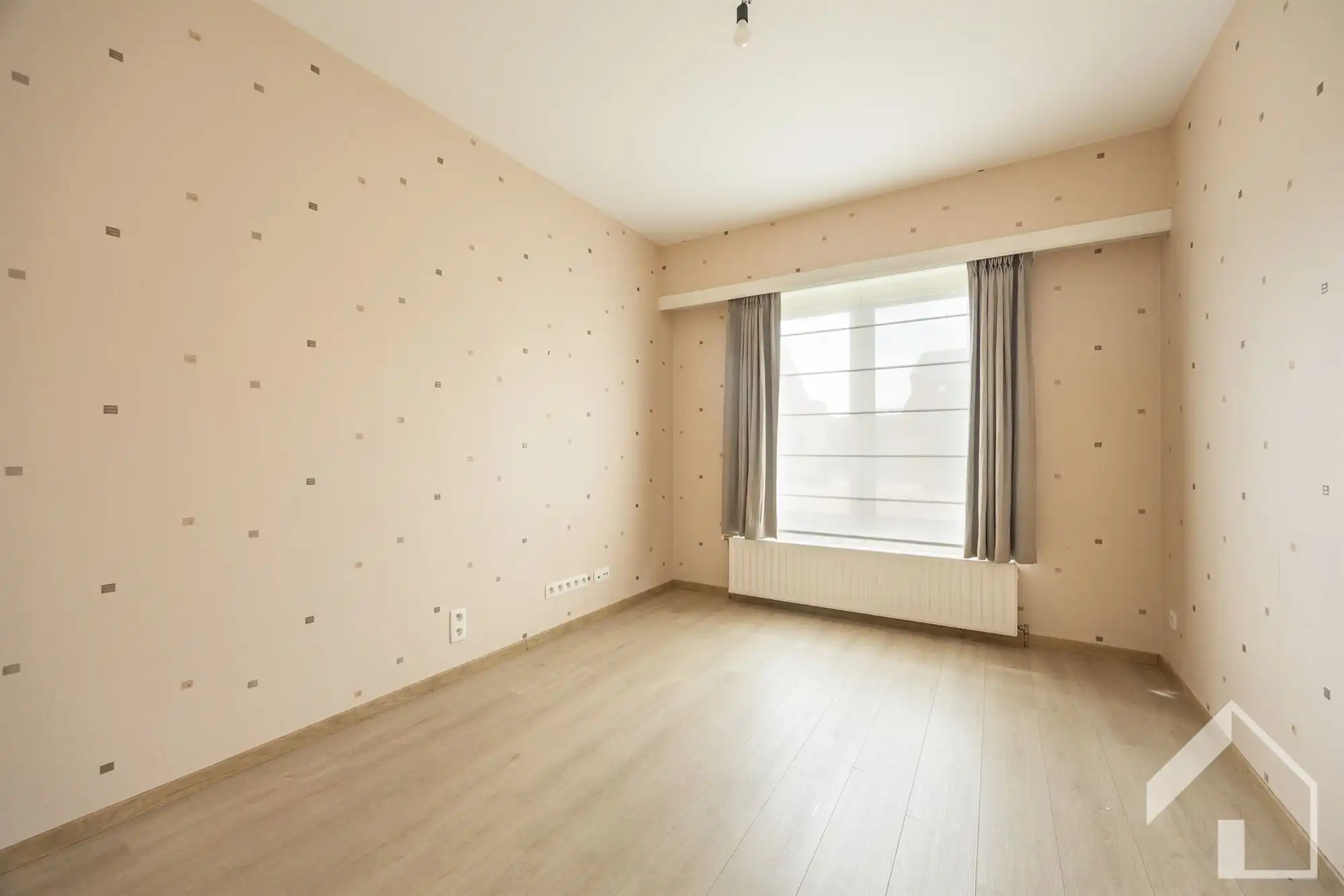 Gerenoveerde laagbouwwoning op 2984m2 foto 9