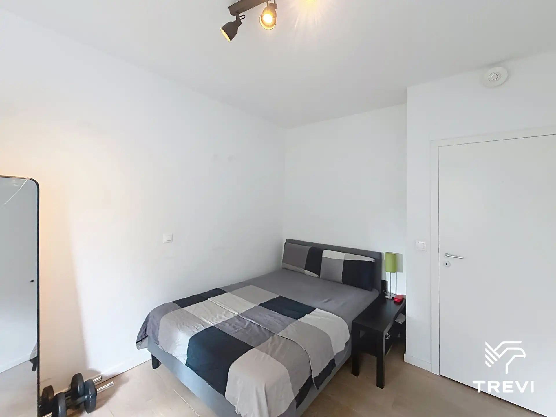 ETTERBEEK – 1 slpk. flat in het hart van de Europese wijk! foto 6