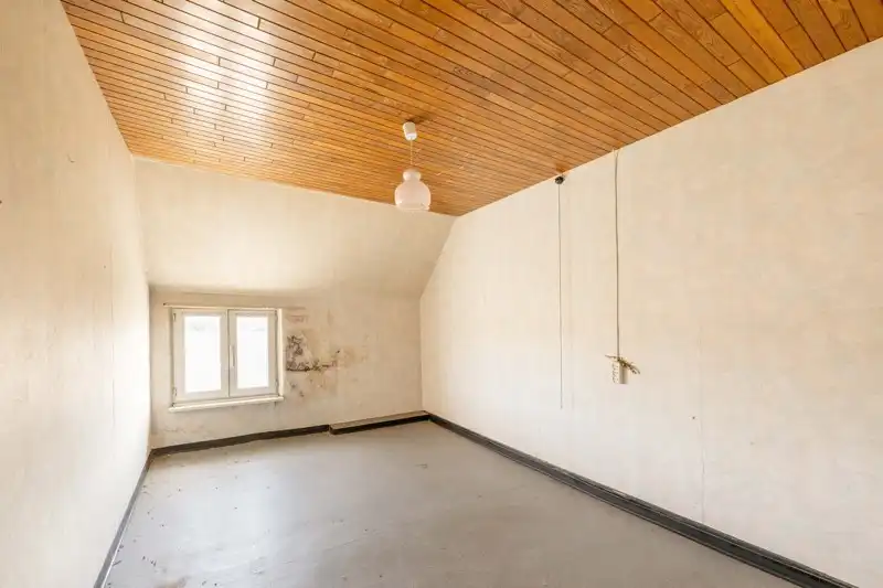 Grondig te renoveren woning op ruim perceel van 1384 m²  TE KOOP in Wielsbeke!⭐ foto 13