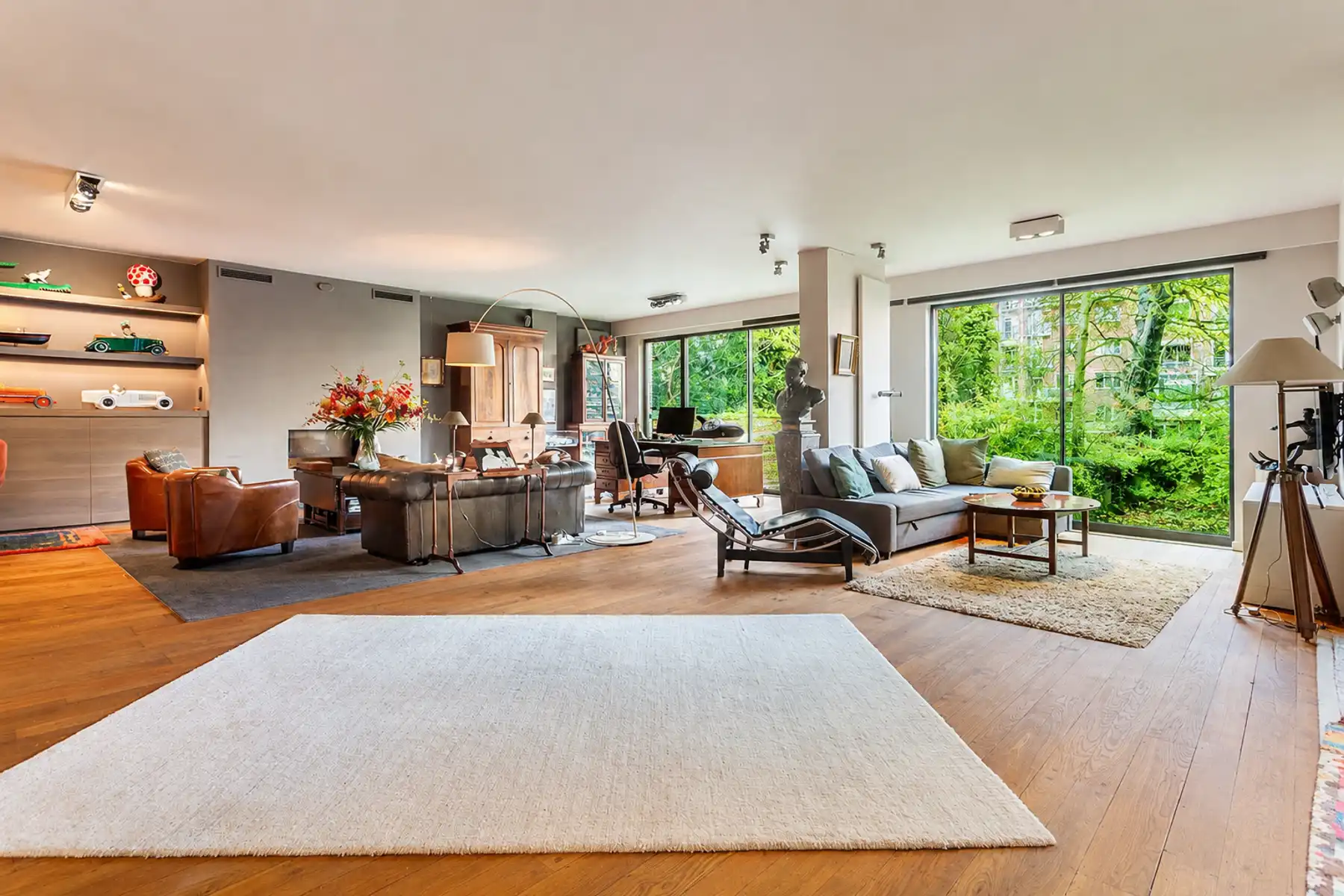 Villa-appartement met privatieve stadstuin en welness.  foto 4